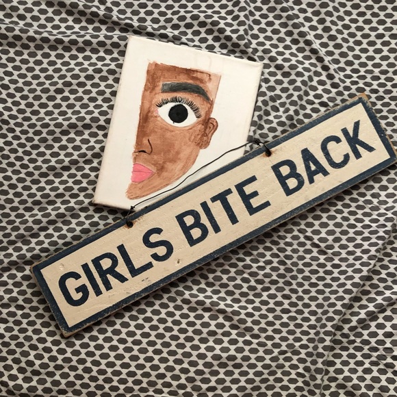 Brandy Melville Other - Brandy Melville Weathered Girls Bite Back Sign